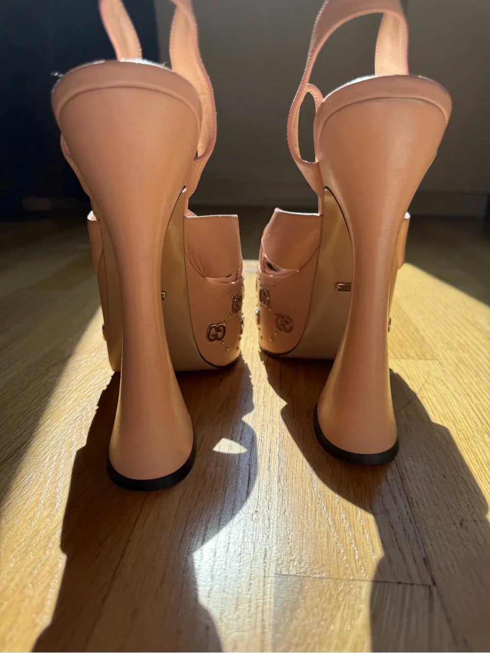 Gucci Pink Leather Platform Slingback Sandals with Gold-Tone Hardware